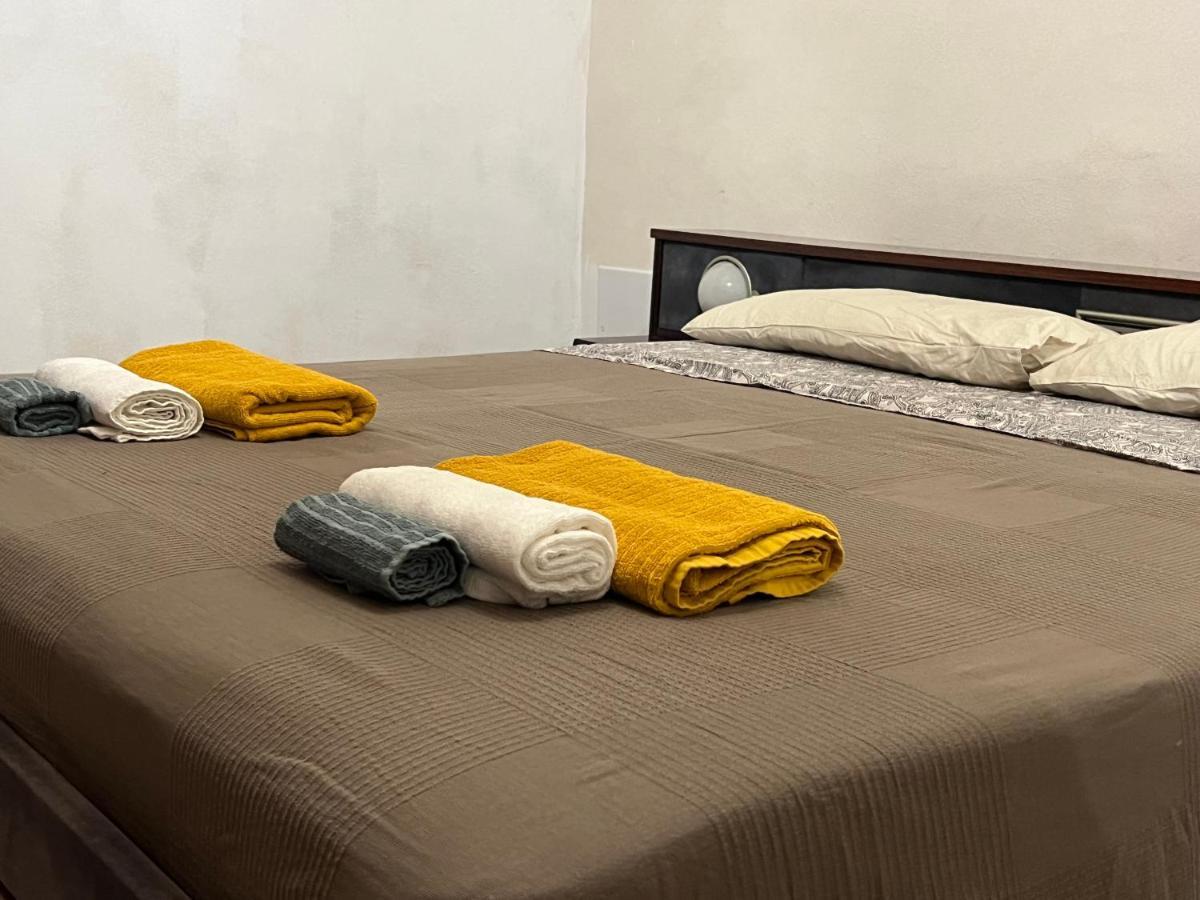 Casa Di Mirto Bed & Breakfast Chiaramonte Gulfi Exterior photo