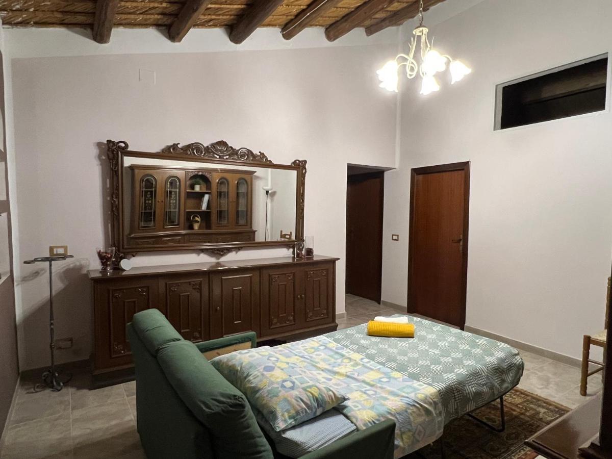 Casa Di Mirto Bed & Breakfast Chiaramonte Gulfi Exterior photo